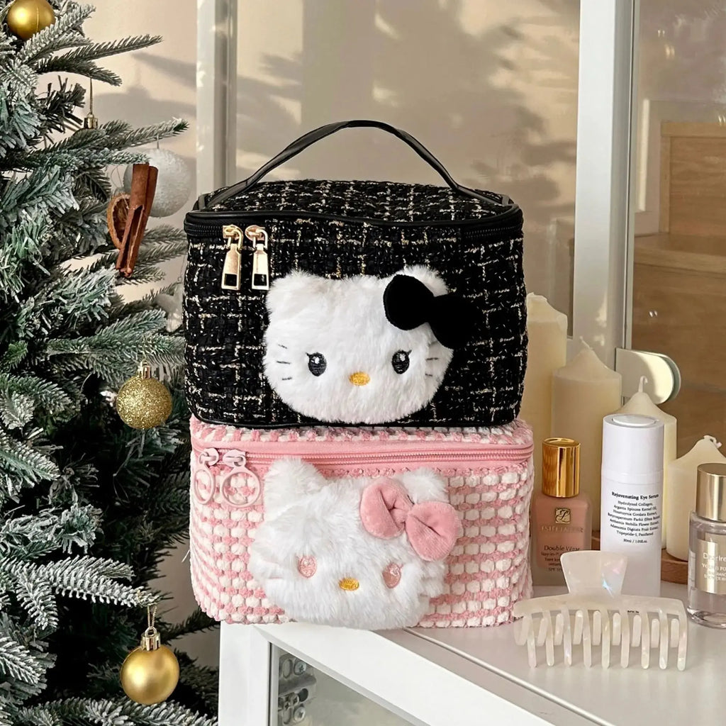 💄  Hello Kitty Glam Travel Makeup Bag Hello Kitty Store